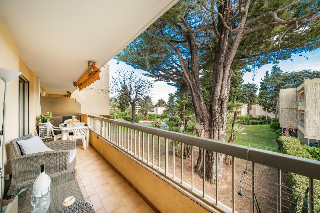 Spacious Apartment At A 5 Min Walk From The Beach Antibes Exterior photo