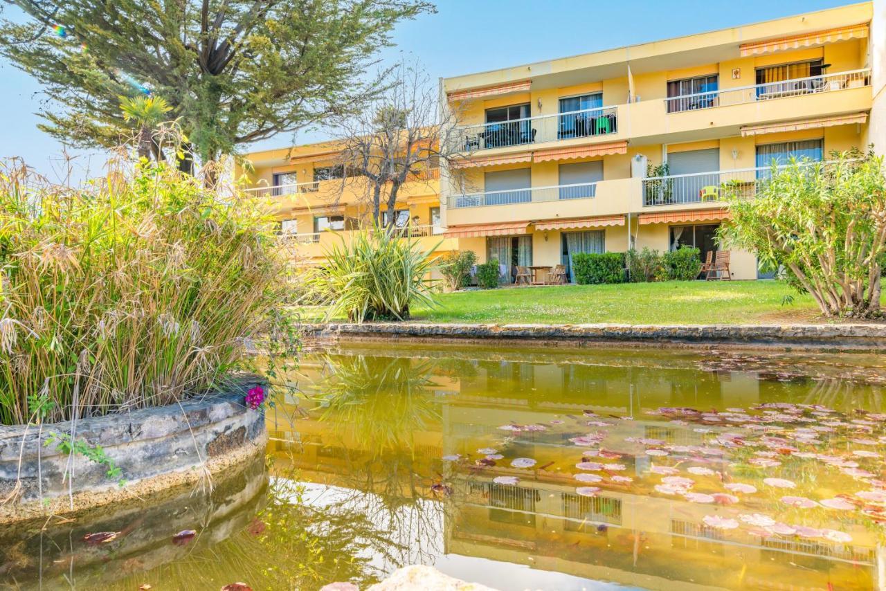 Spacious Apartment At A 5 Min Walk From The Beach Antibes Exterior photo