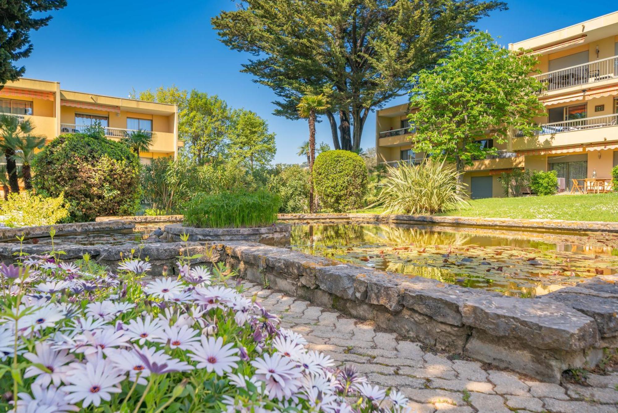 Spacious Apartment At A 5 Min Walk From The Beach Antibes Exterior photo
